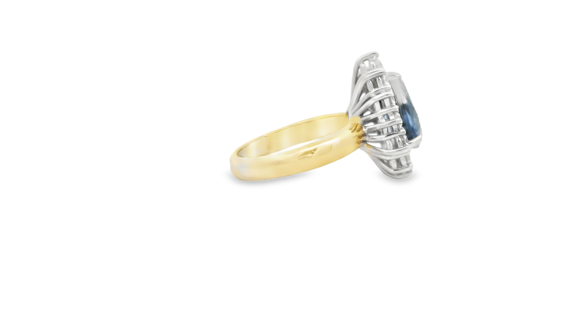 18ct Gold Platinum Sapphire and Diamond Pear Cluster ring 18ct Gold Platinum Sapphire and Diamond Pear Cluster ring
