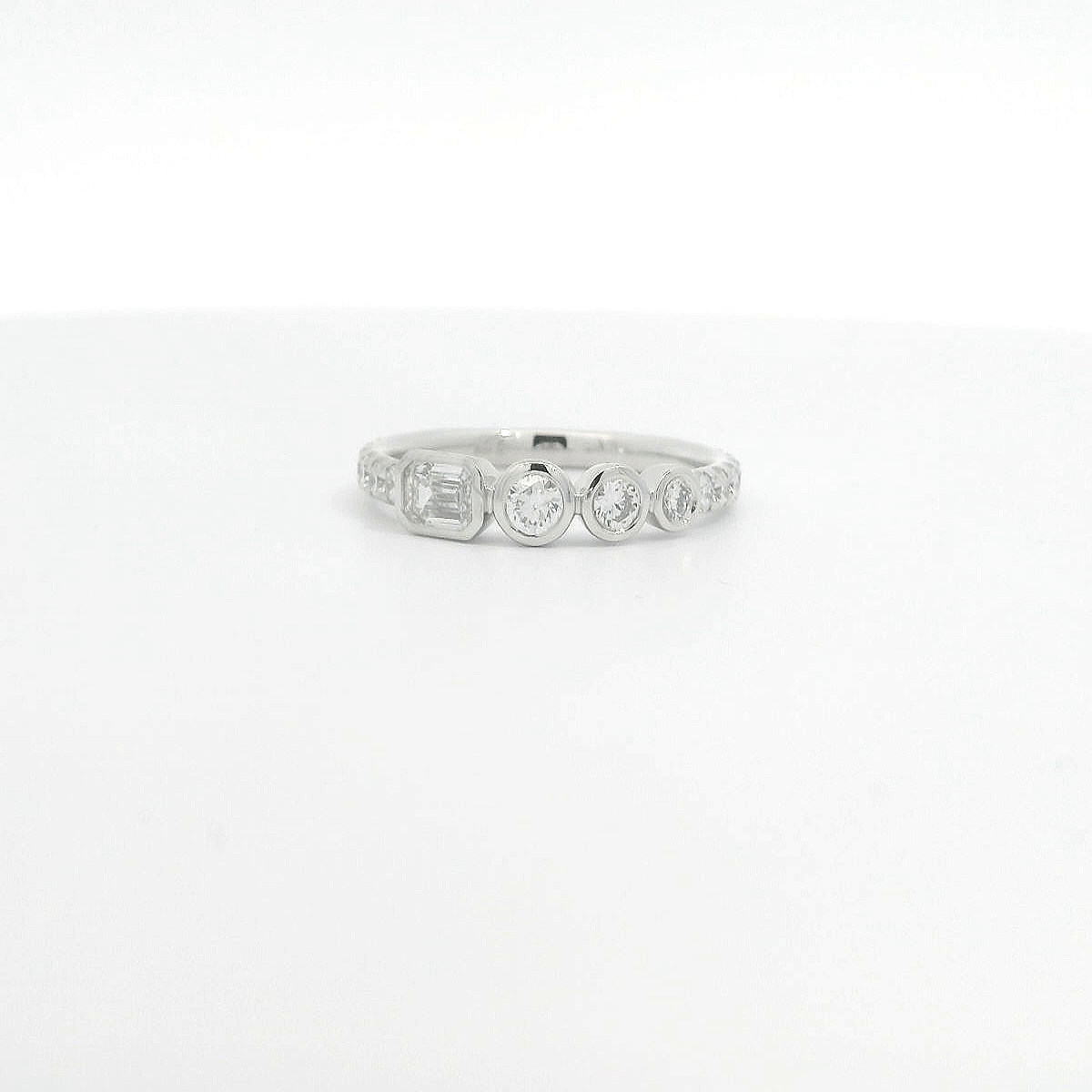 Platinum Emerald cut Bezel Taper eternity ring Platinum Emerald cut Bezel Taper eternity ring