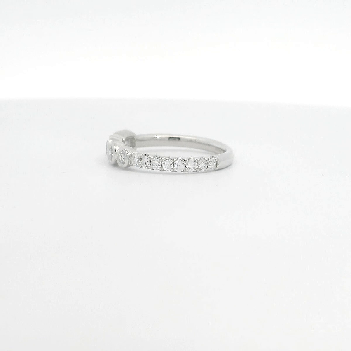 Platinum Emerald cut Bezel Taper eternity ring Platinum Emerald cut Bezel Taper eternity ring