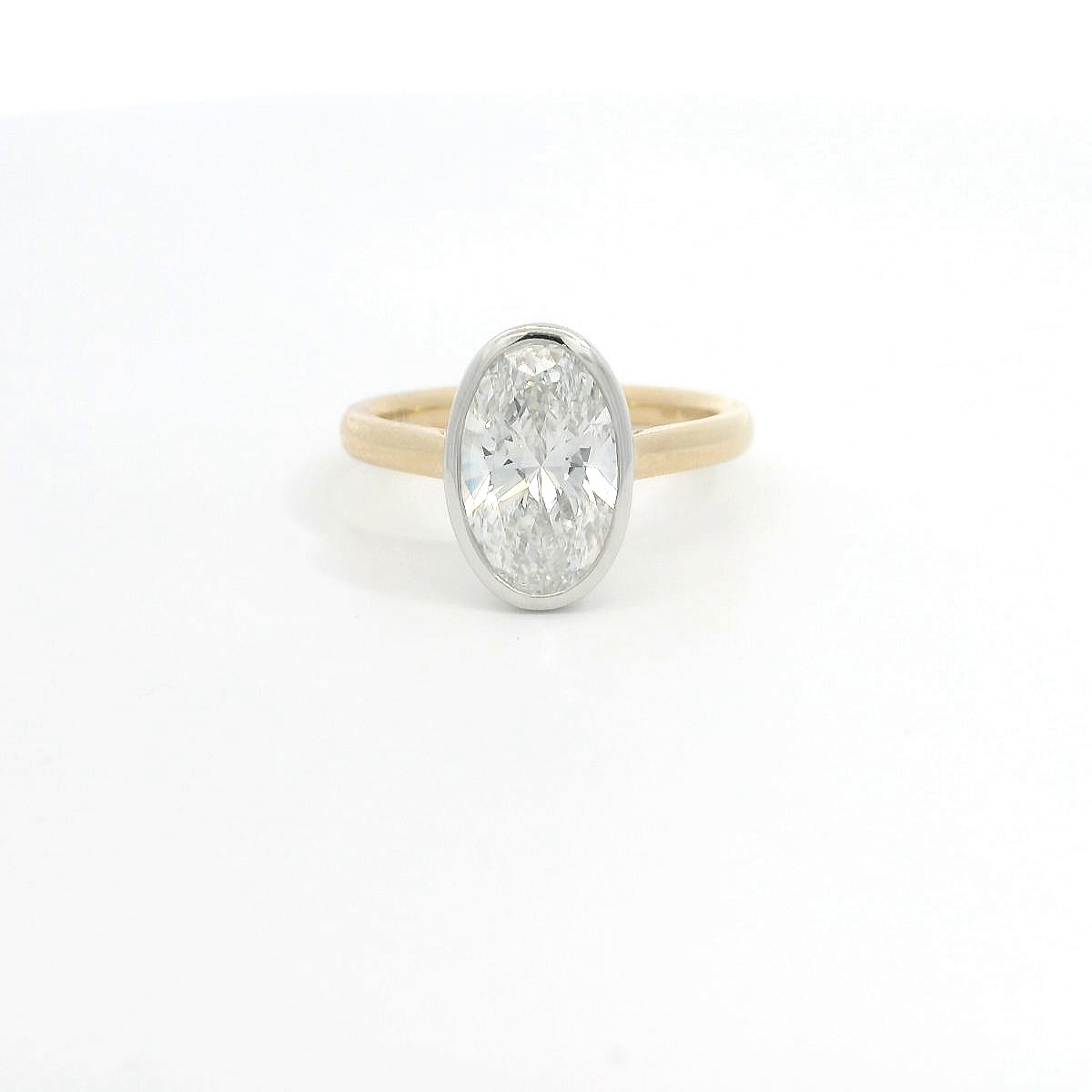 18ct Gold Platinum Solitaire Oval EVS1 Lab Grown Diamond ring 18ct Gold Platinum Solitaire Oval EVS1 Lab Grown Diamond ring